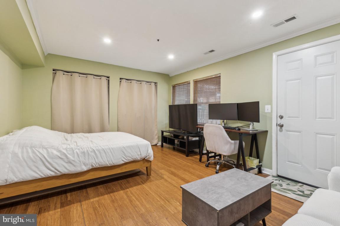 5717 Croatan Ct