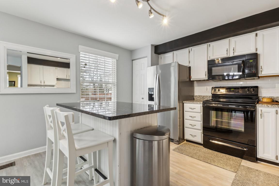 5717 Croatan Ct