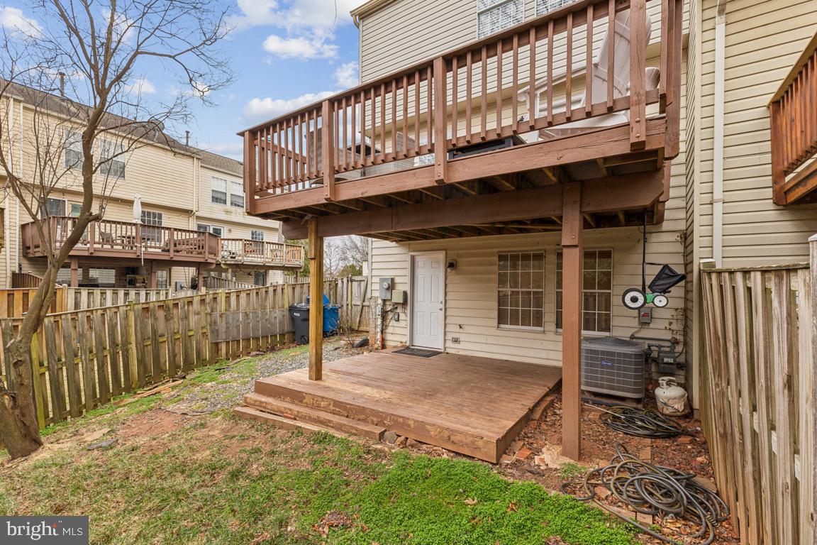 5717 Croatan Ct