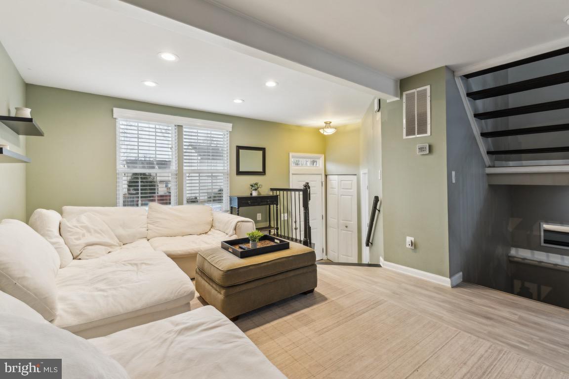 5717 Croatan Ct
