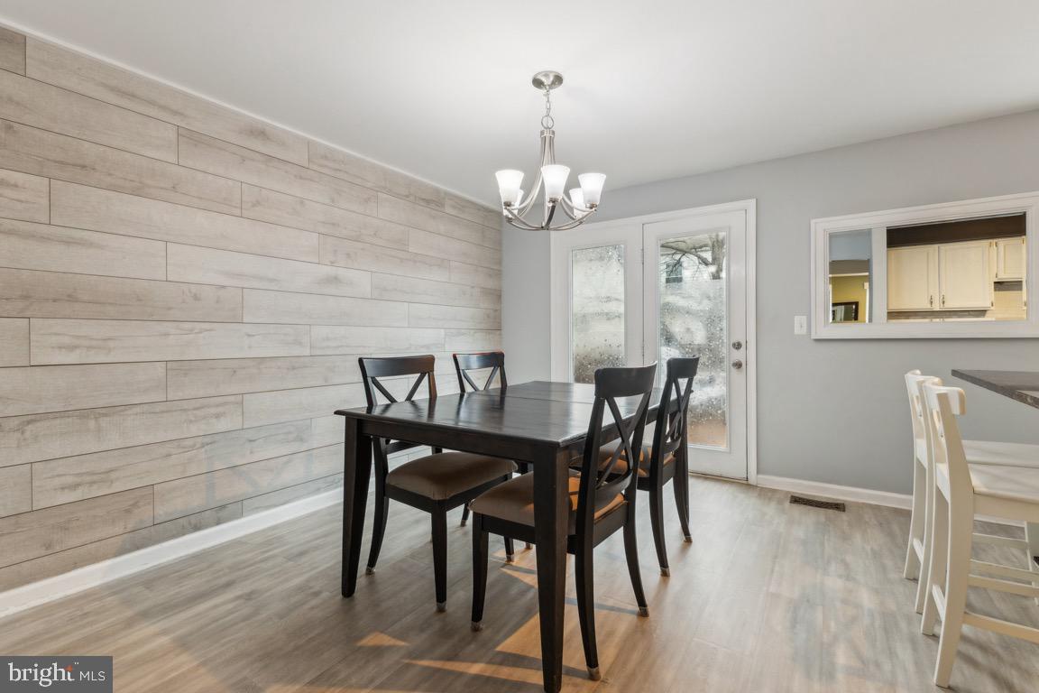 5717 Croatan Ct