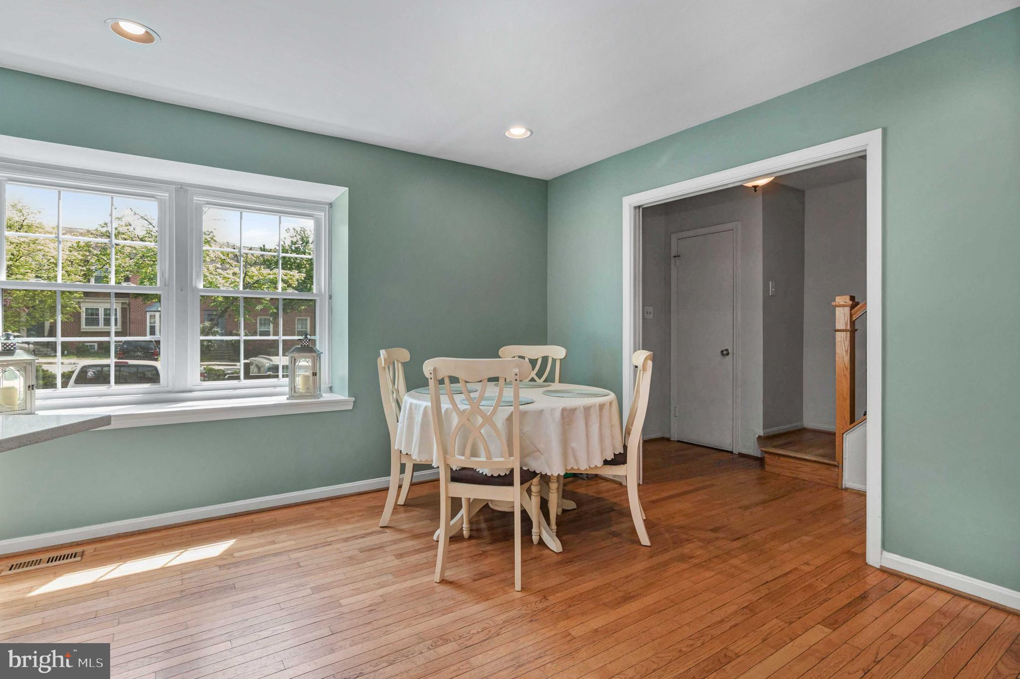10288 Friendship Ct
