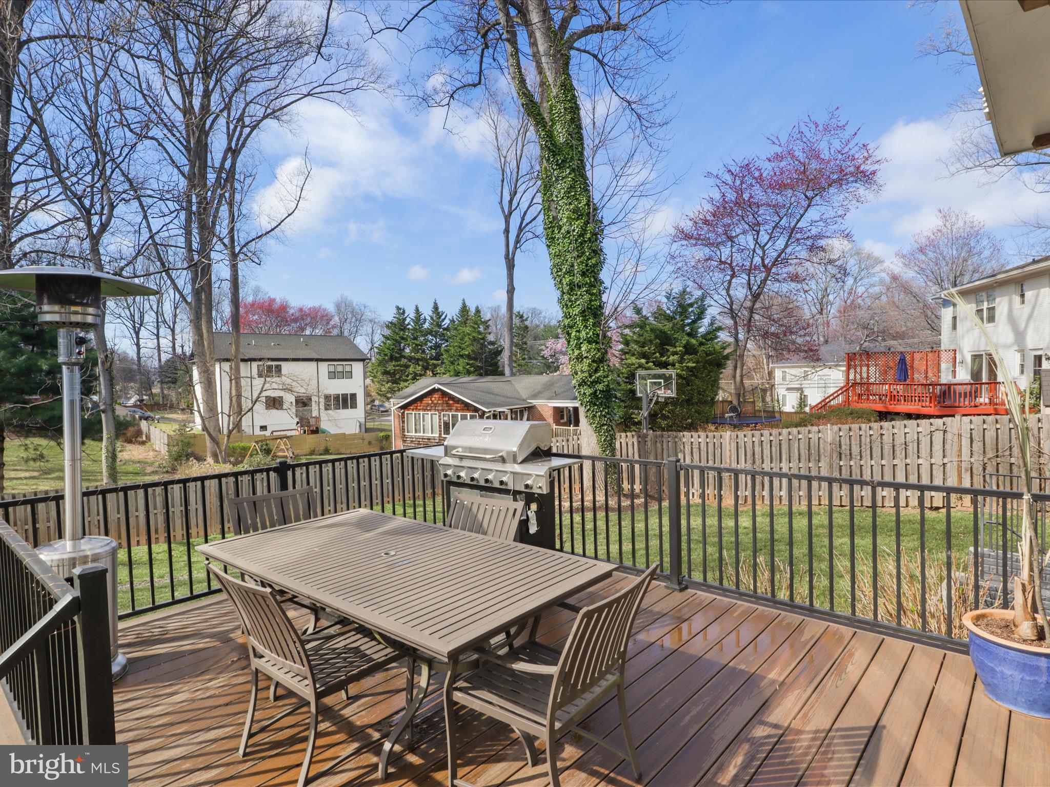 403 Colin Ln NW
