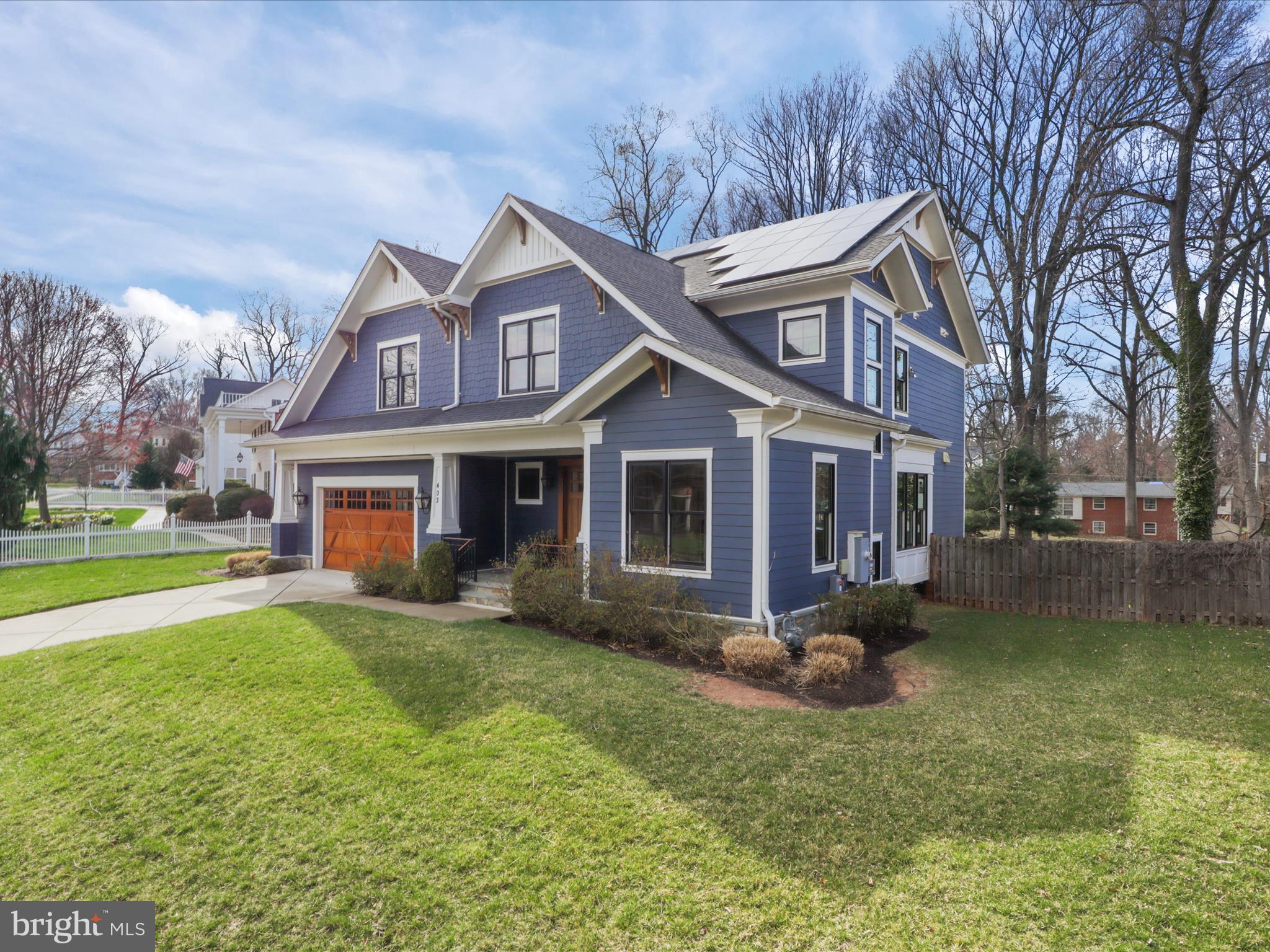 403 Colin Ln NW