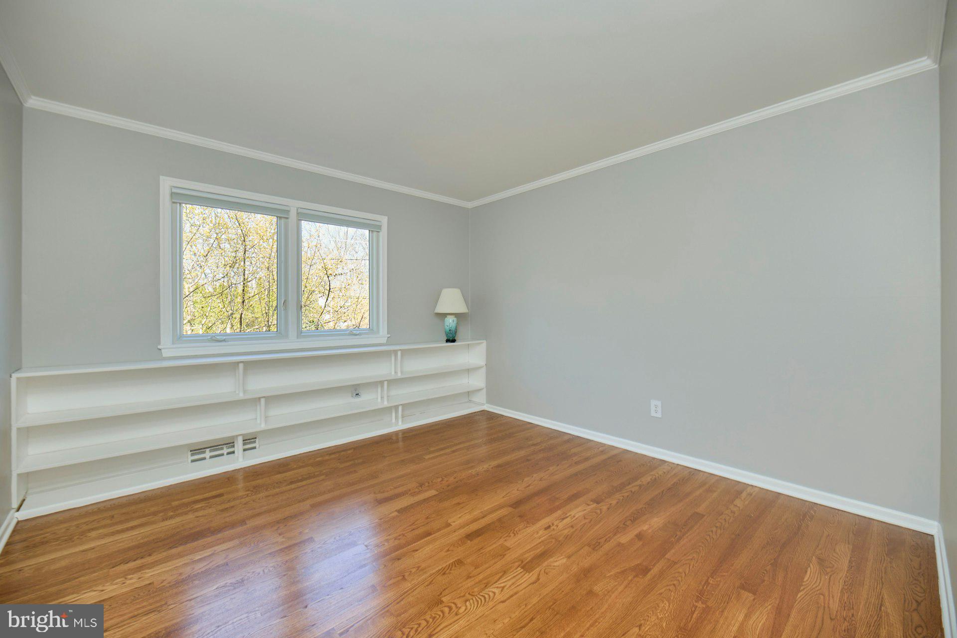 425 Blair Rd NW