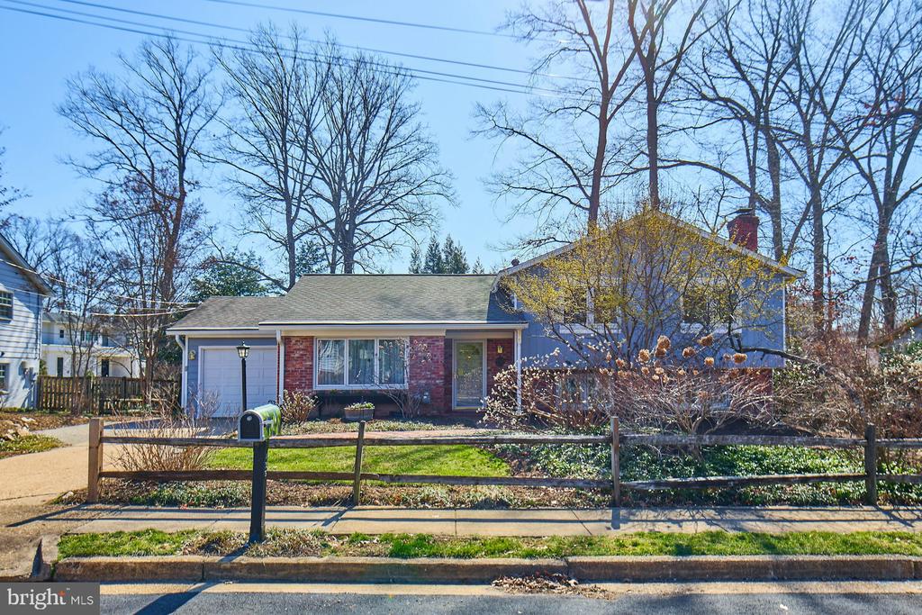 425 Blair Rd NW