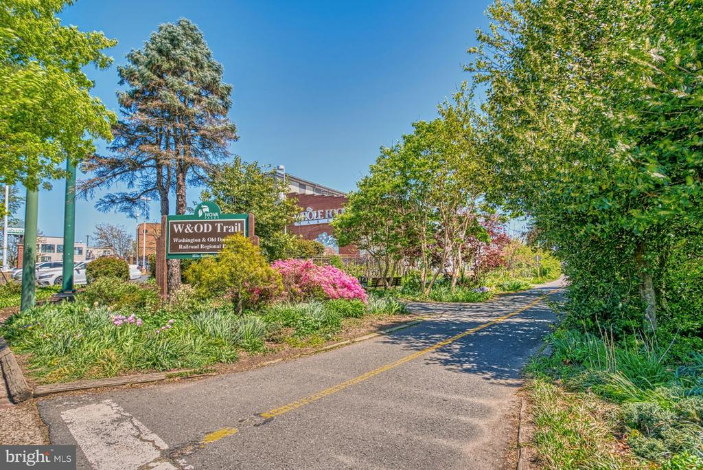425 Blair Rd NW