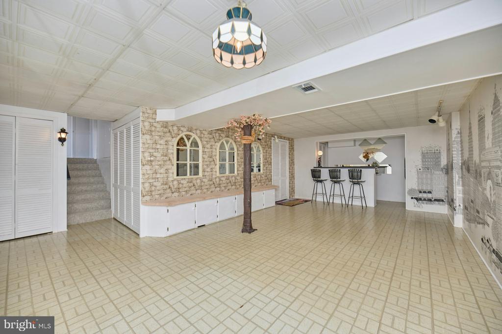 425 Blair Rd NW
