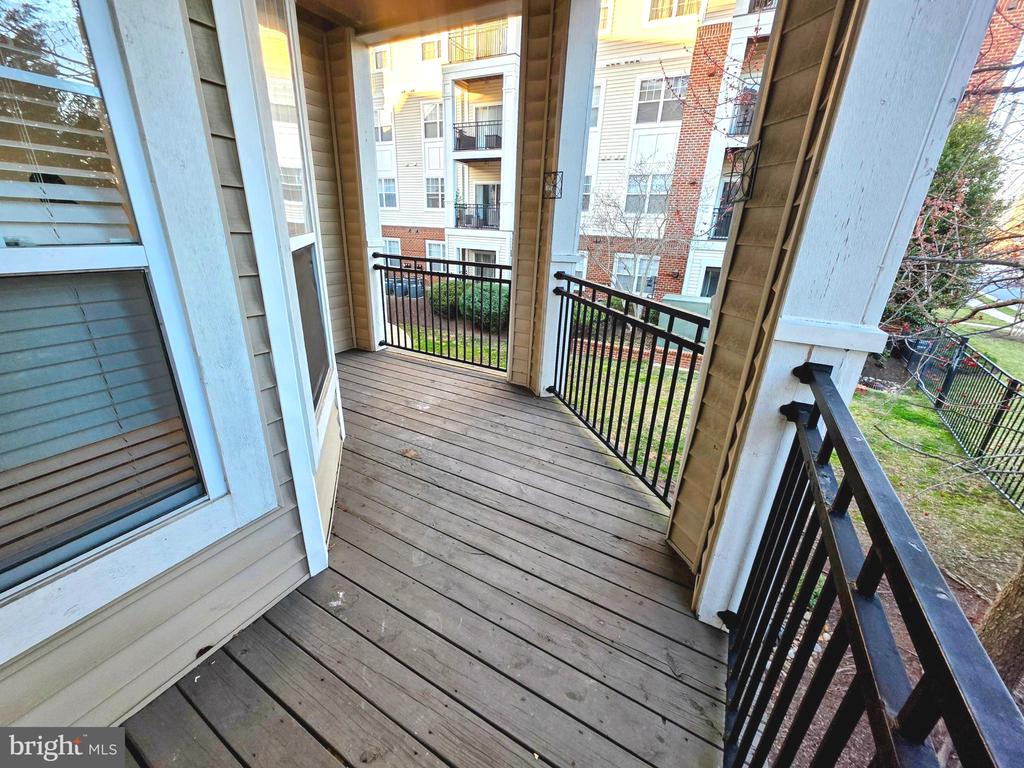 12921 CENTRE PARK CIR #206