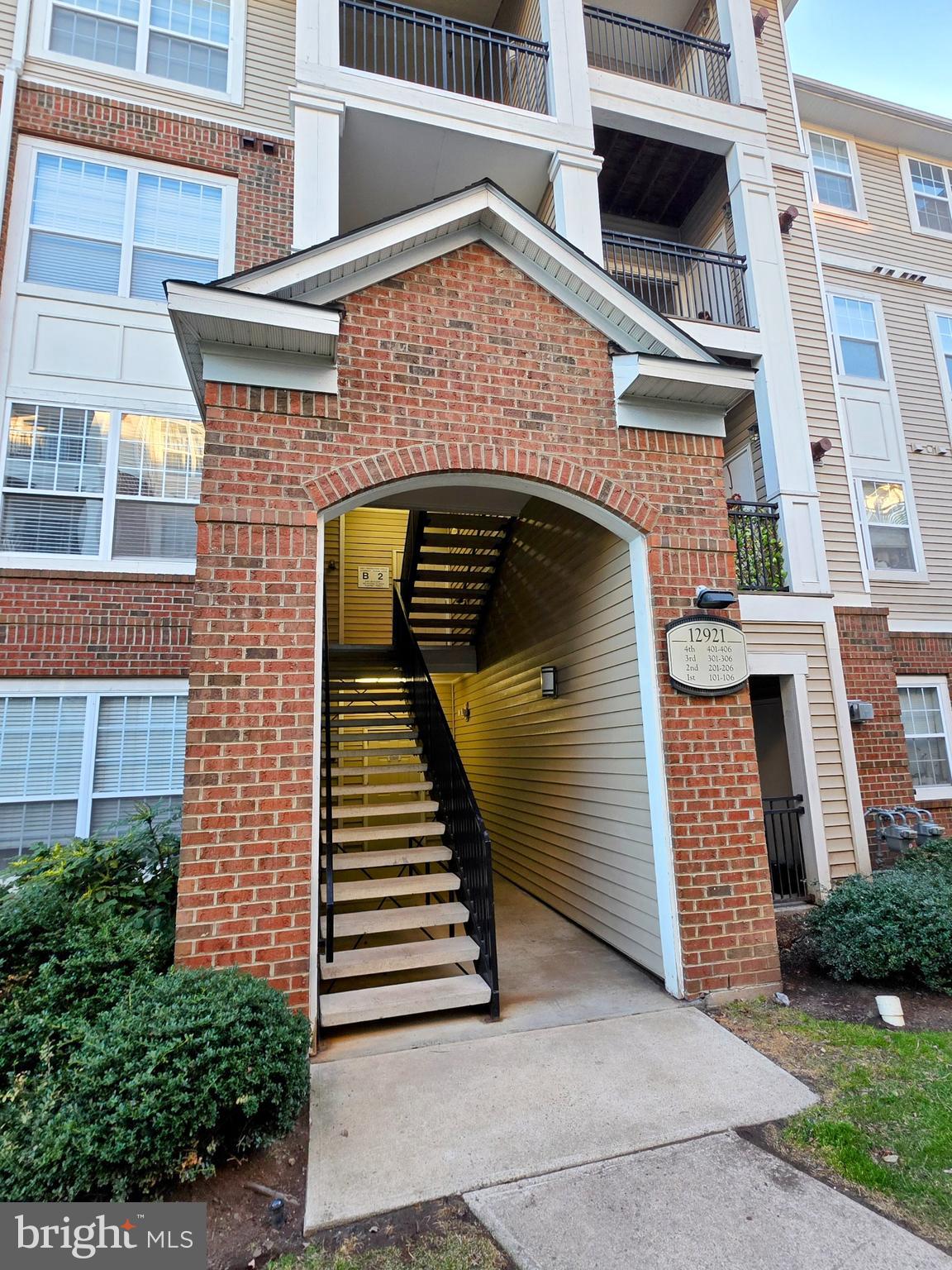 12921 CENTRE PARK CIR #206