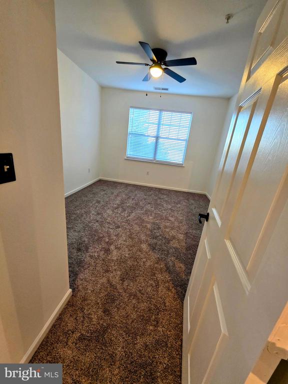 12921 CENTRE PARK CIR #206