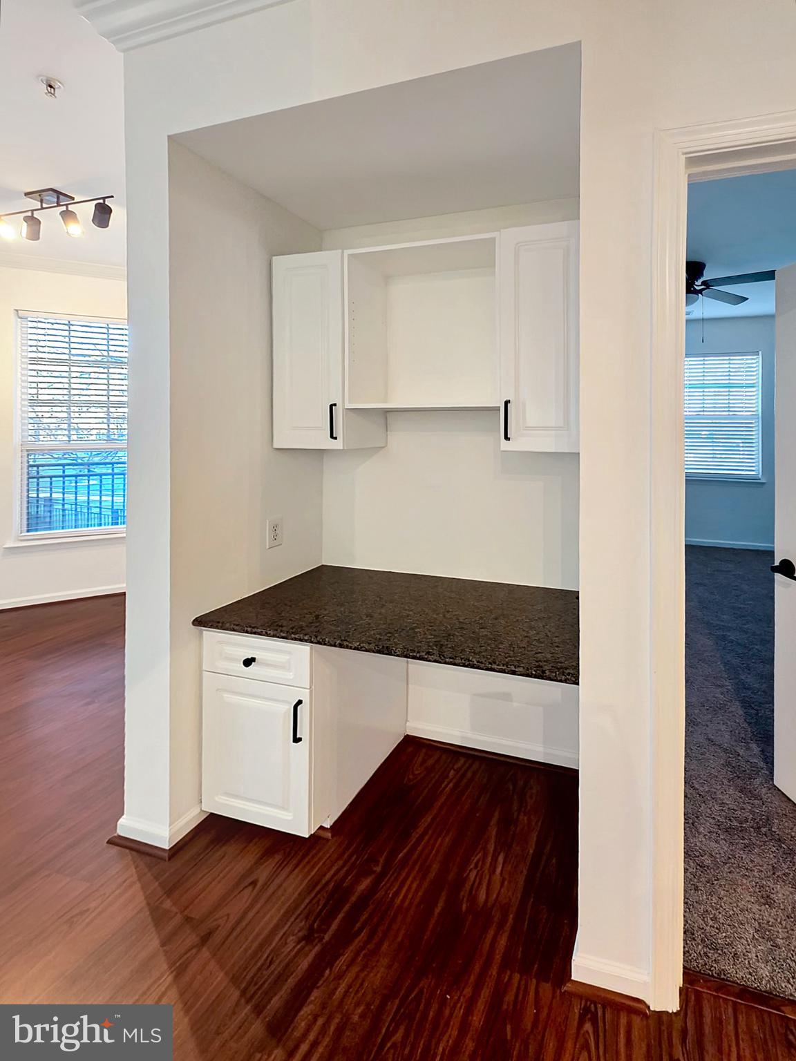 12921 CENTRE PARK CIR #206