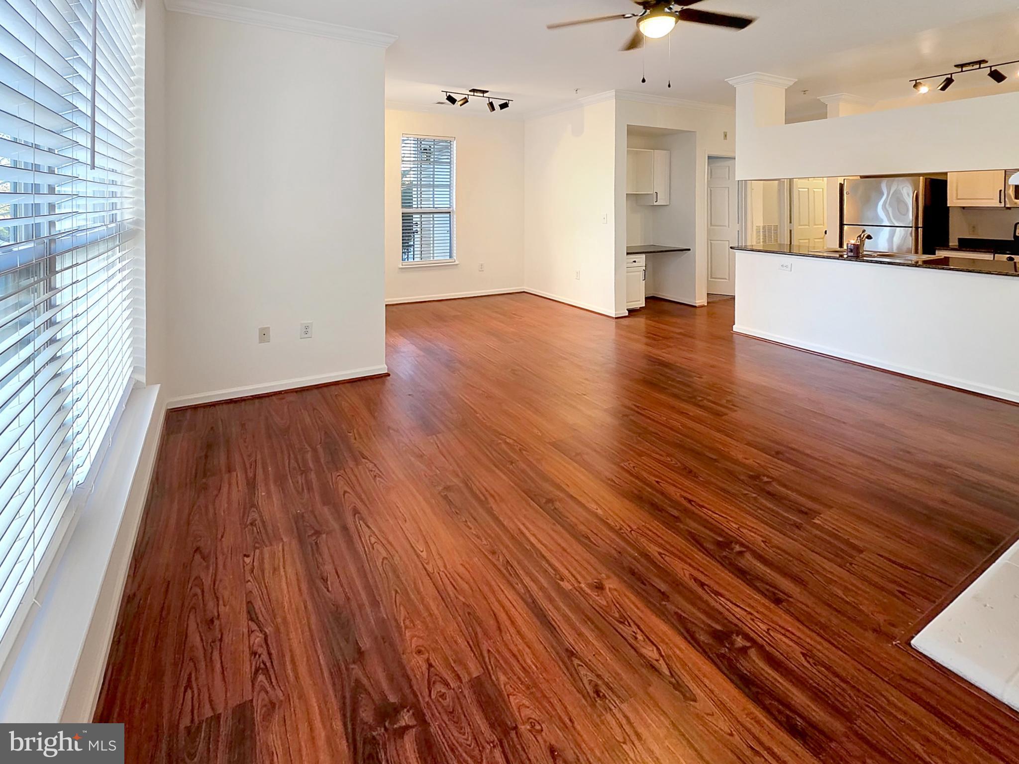 12921 CENTRE PARK CIR #206