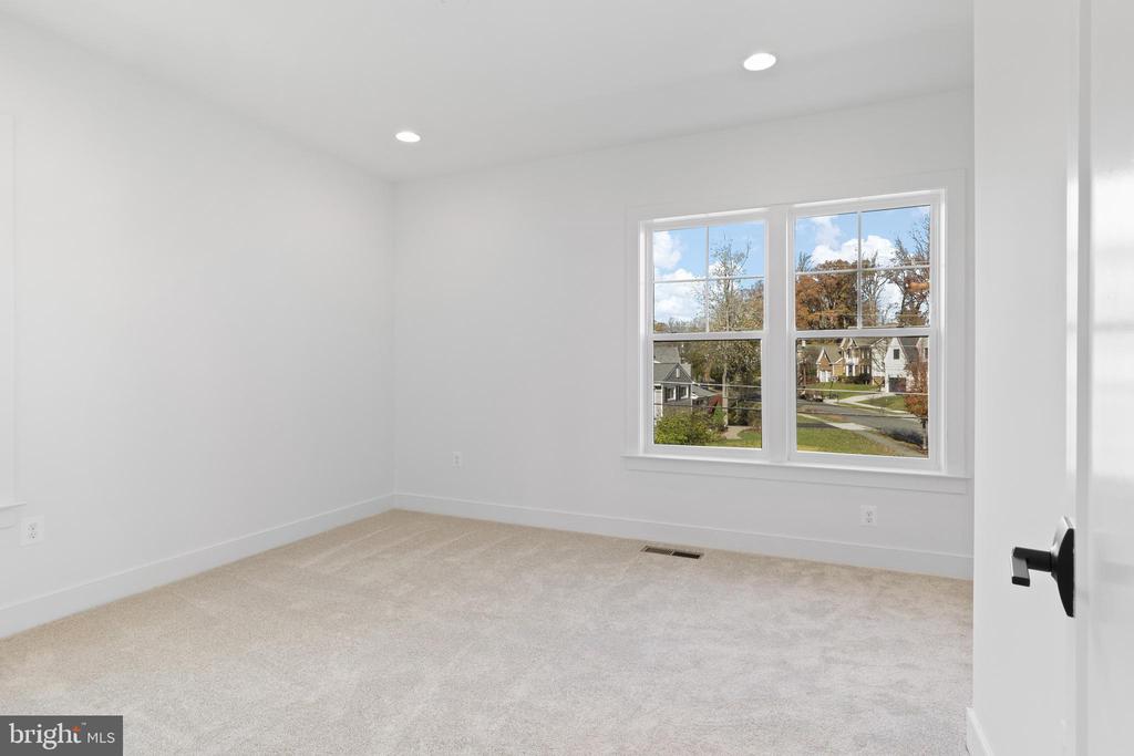 2014 Edgar Ct