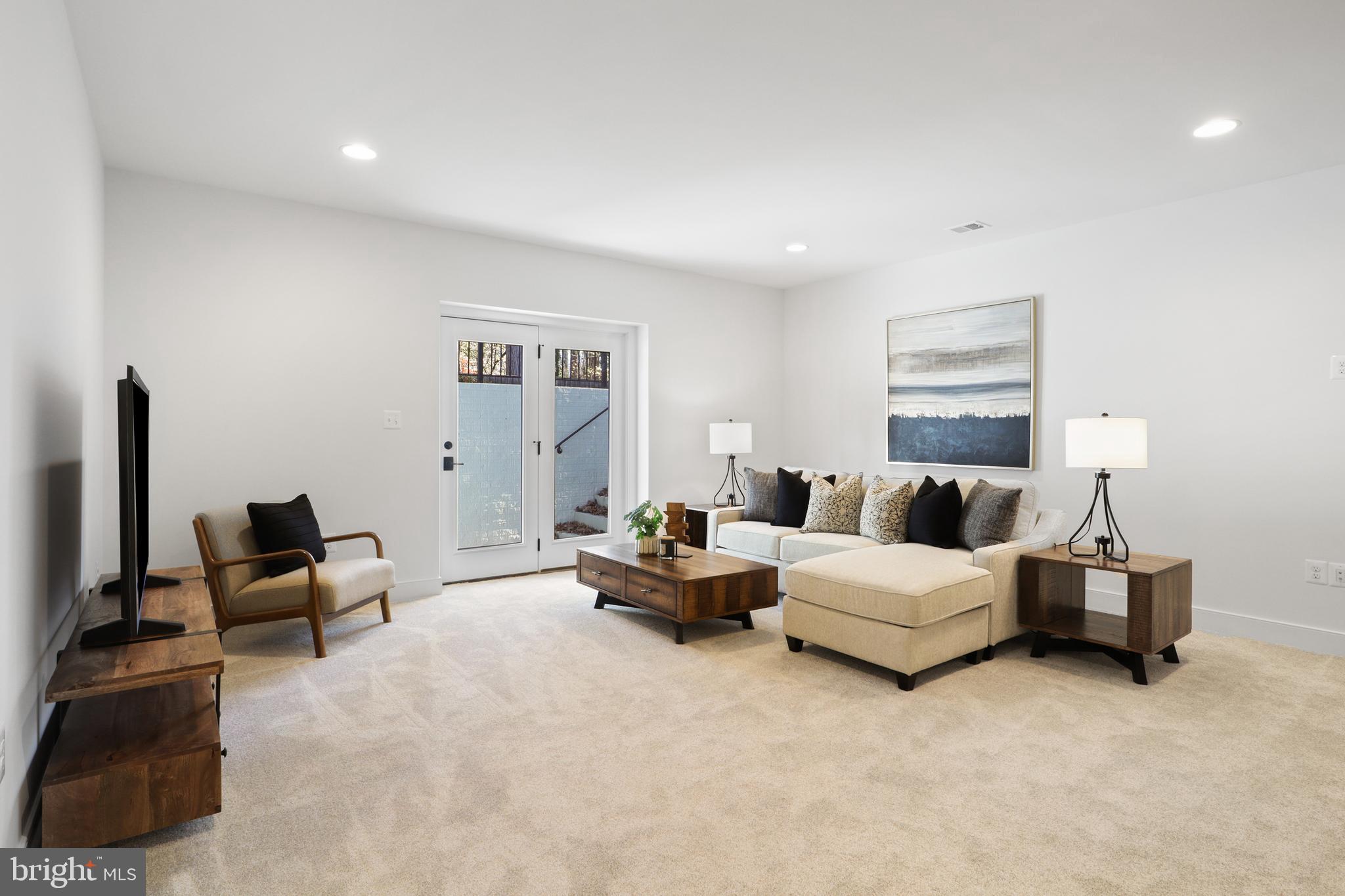 2014 Edgar Ct