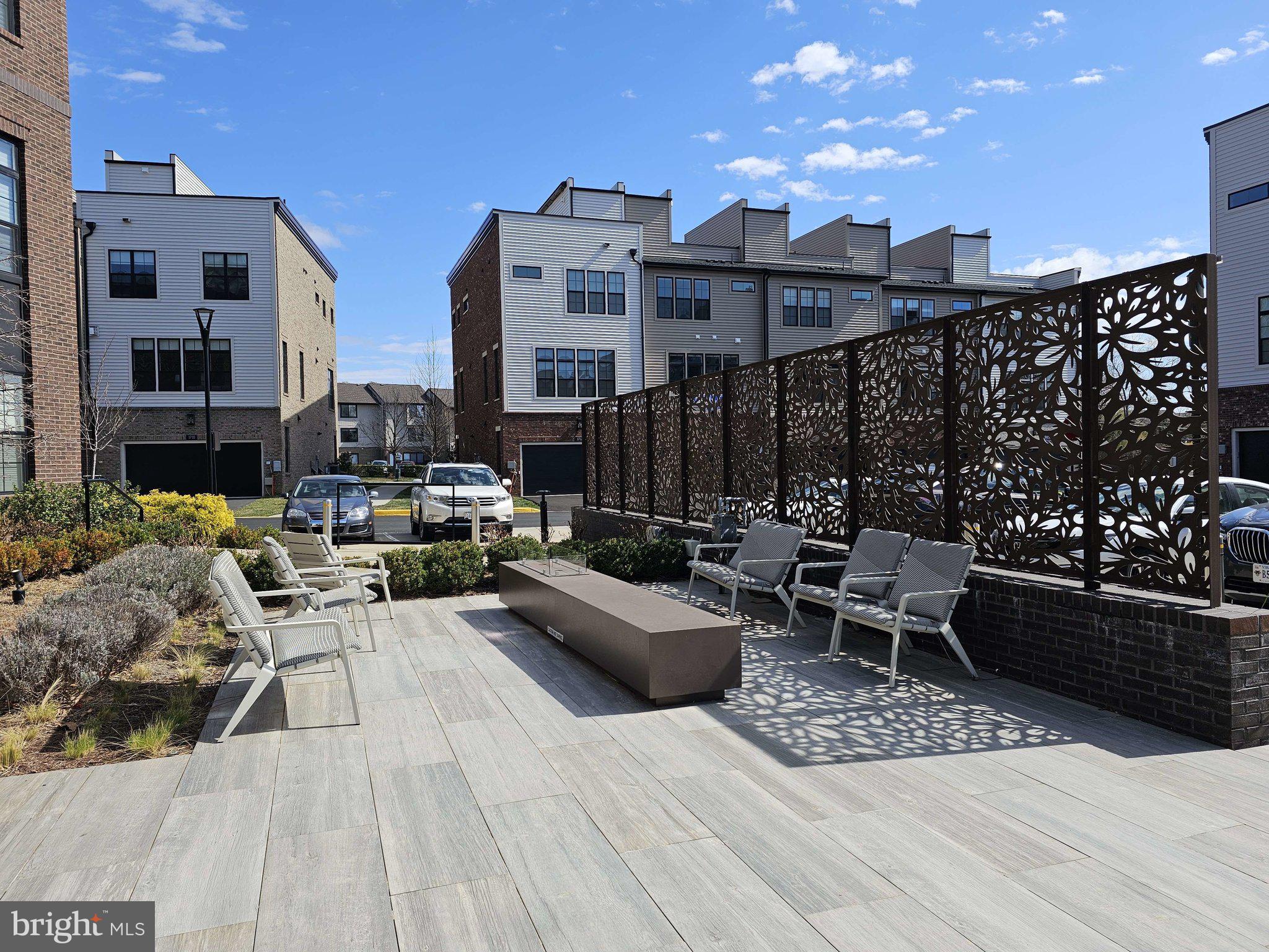 7476 Backett Wood Ter