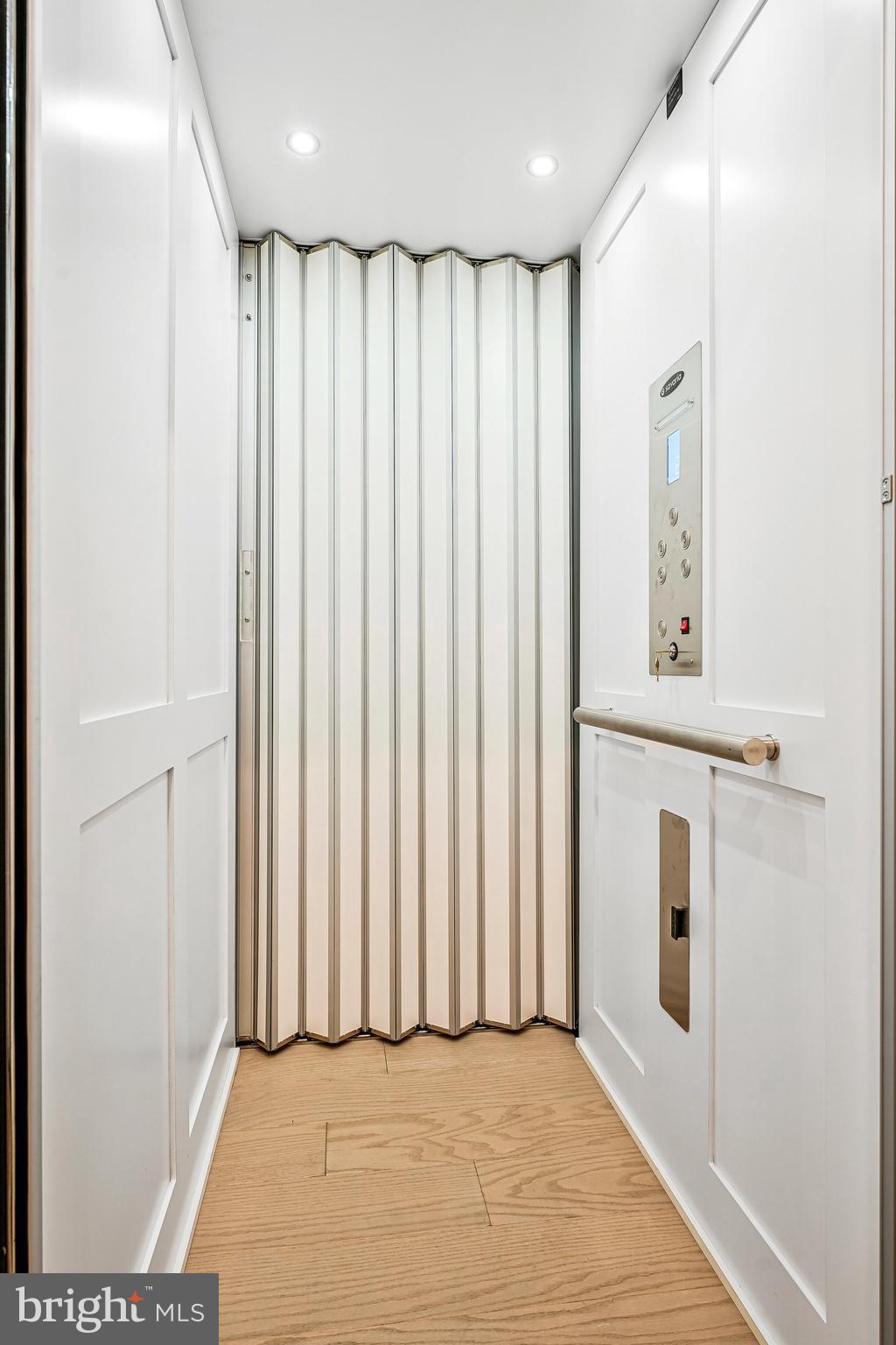 7476 Backett Wood Ter