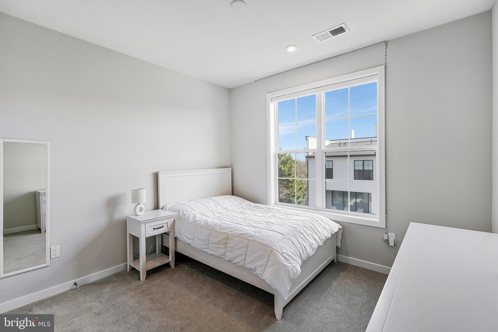 7476 Backett Wood Ter