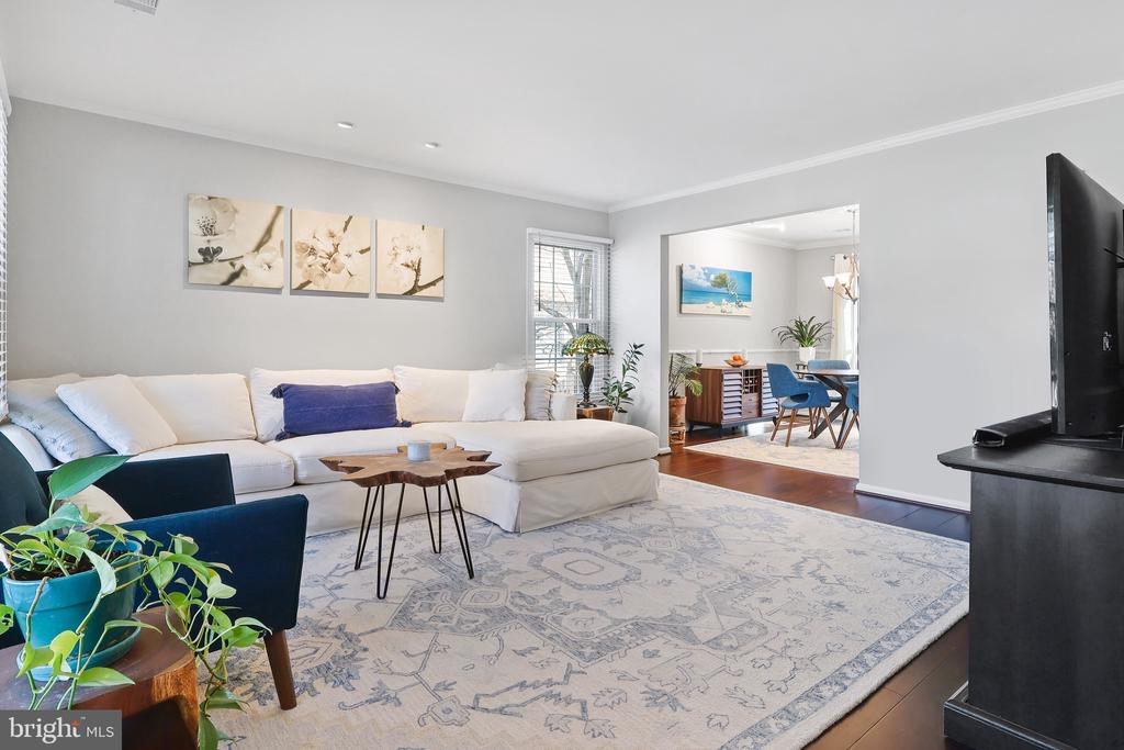 12813 Fantasia Dr