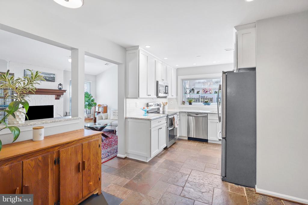 12813 Fantasia Dr
