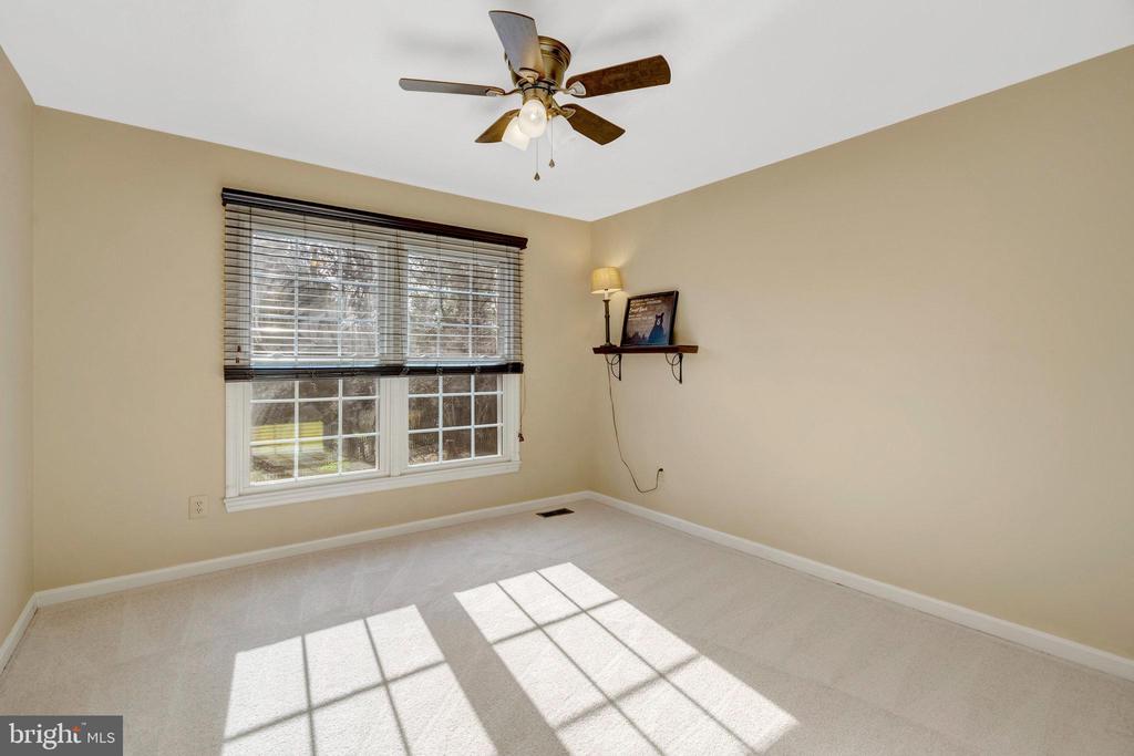 13515 Fallen Oak Ct