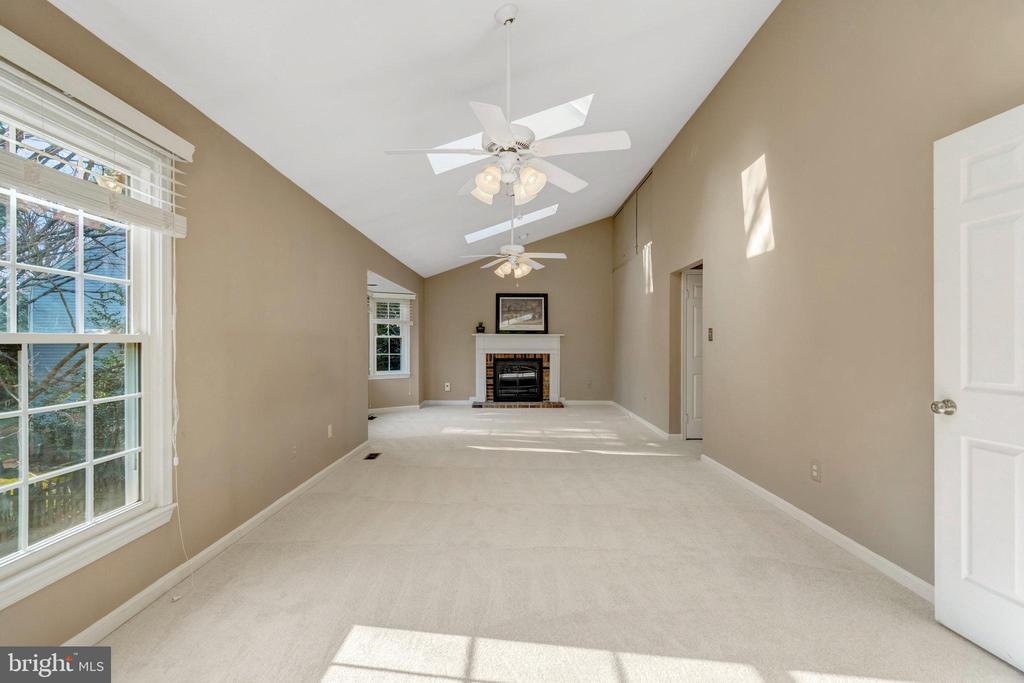 13515 Fallen Oak Ct