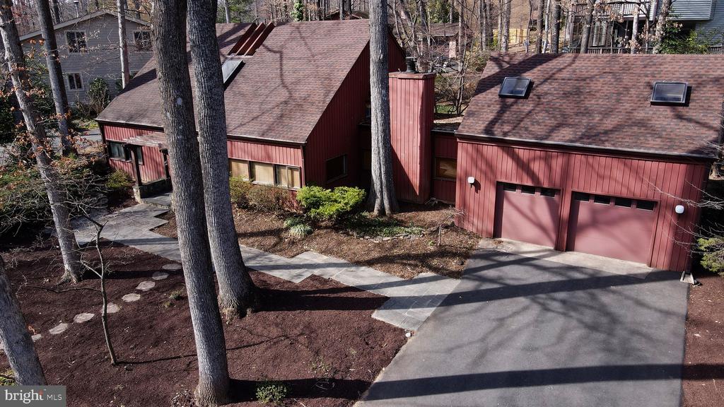 1941 Upper Lake Dr
