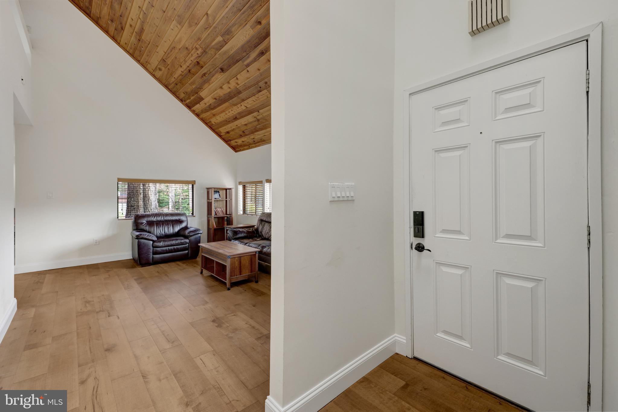 1941 Upper Lake Dr