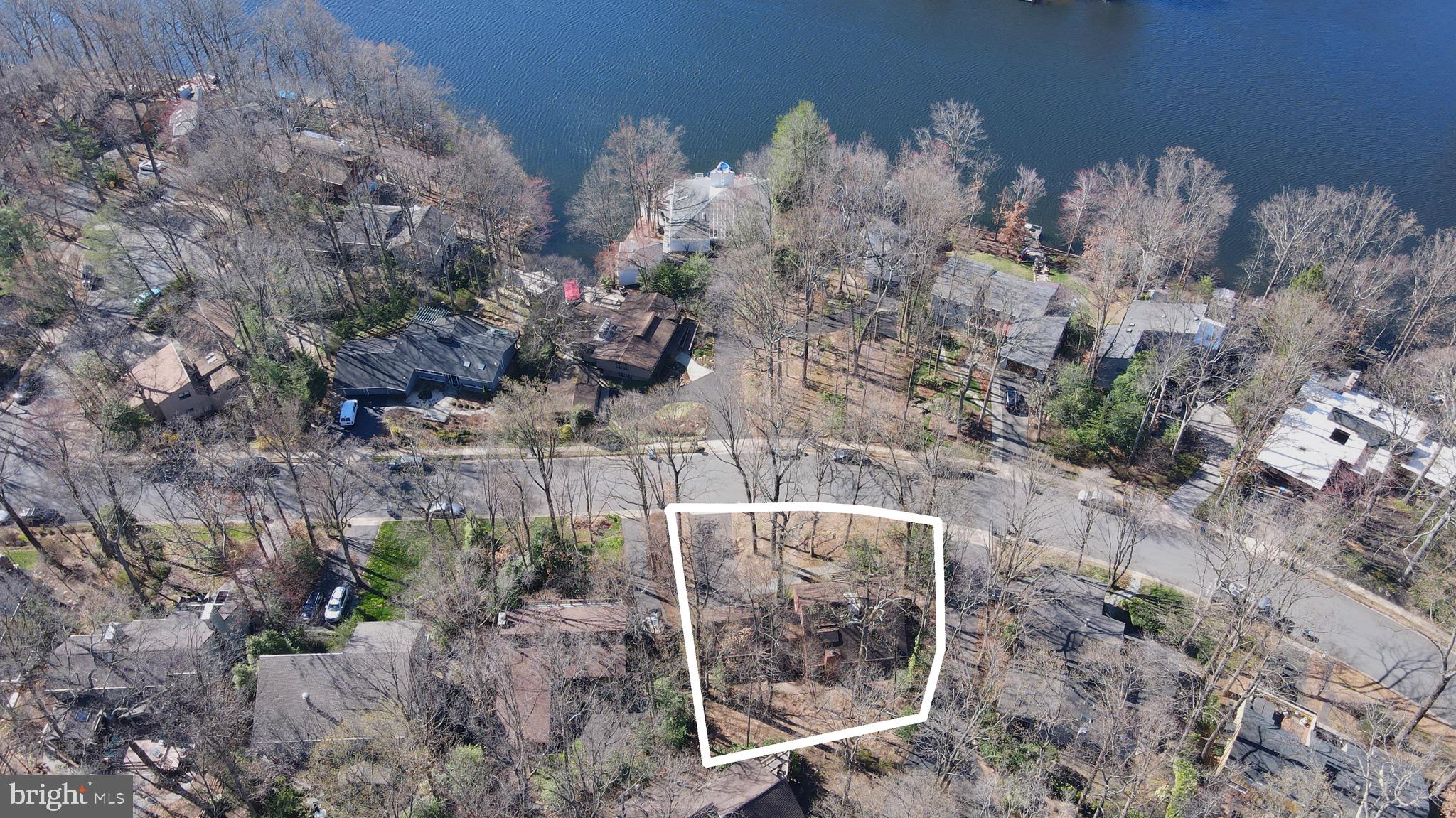1941 Upper Lake Dr