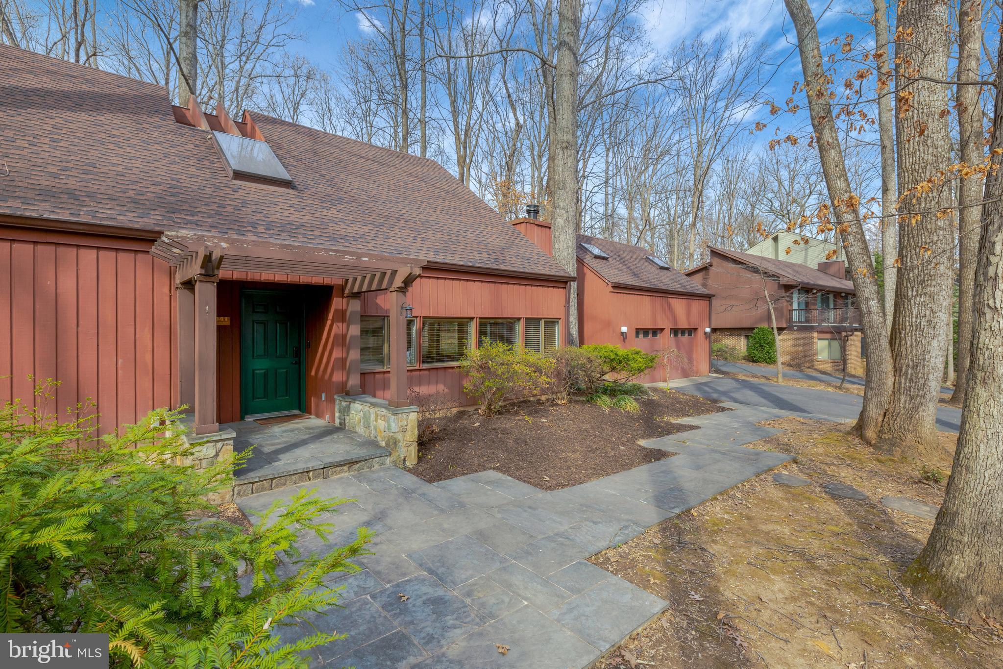 1941 Upper Lake Dr
