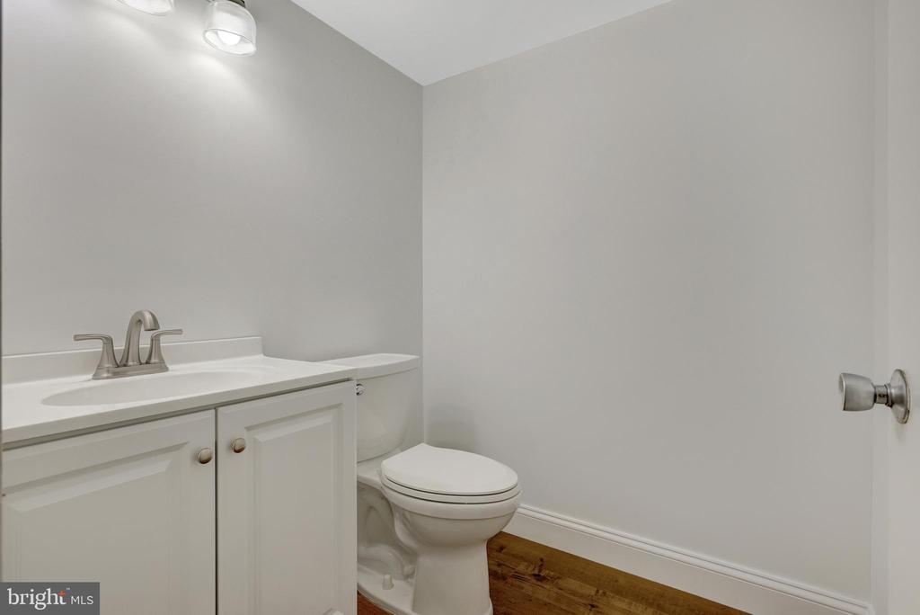 1941 Upper Lake Dr