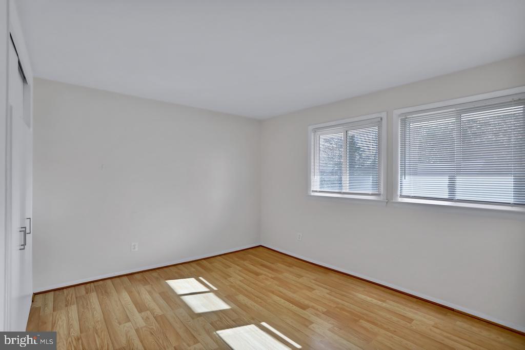 5608 OTTAWA RD