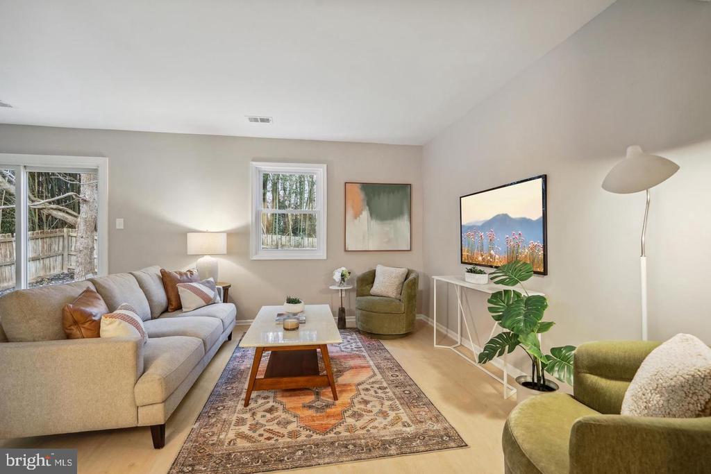 5132 DAHLGREEN PL