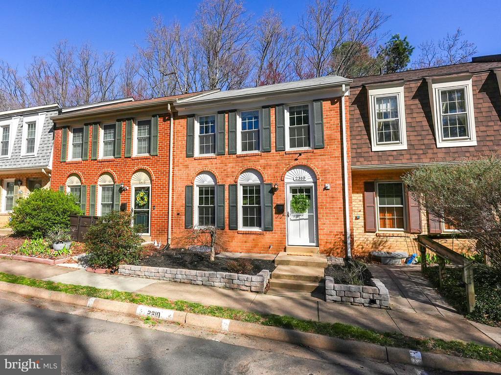 2310 Horseferry Ct