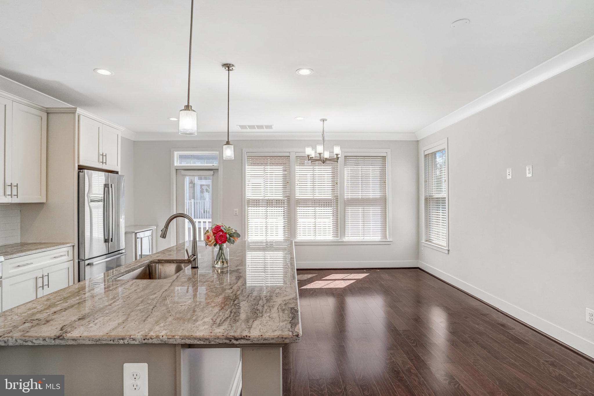 159 Center St S #14