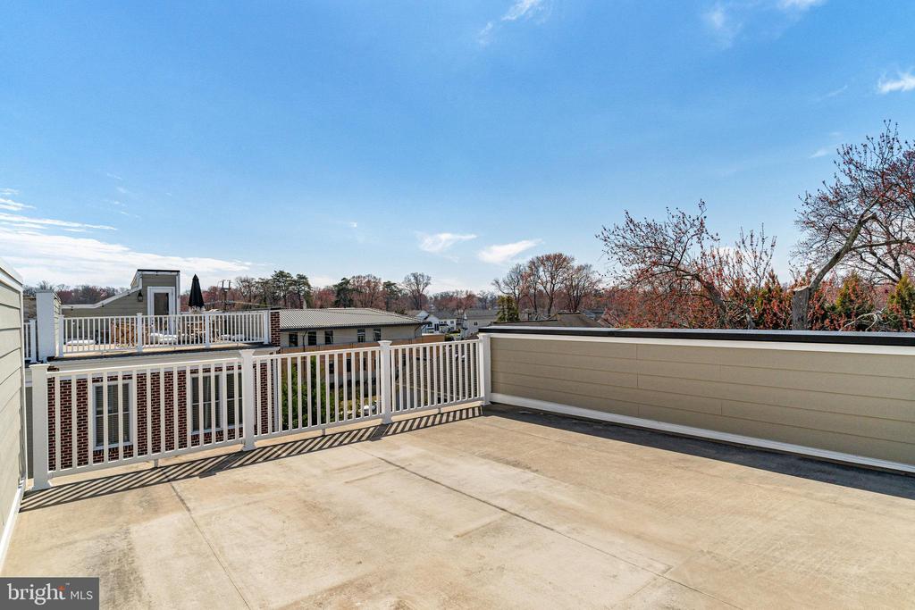 159 Center St S #14