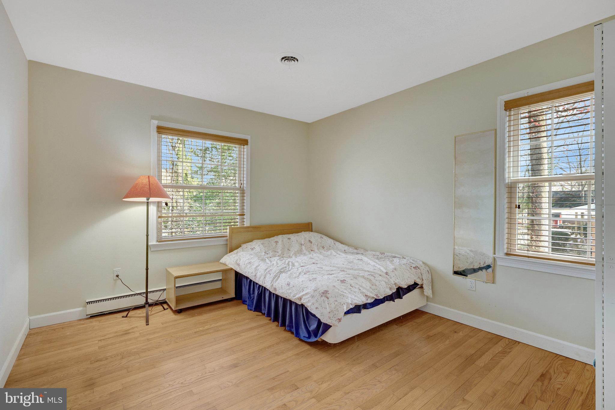 11332 Vale Rd
