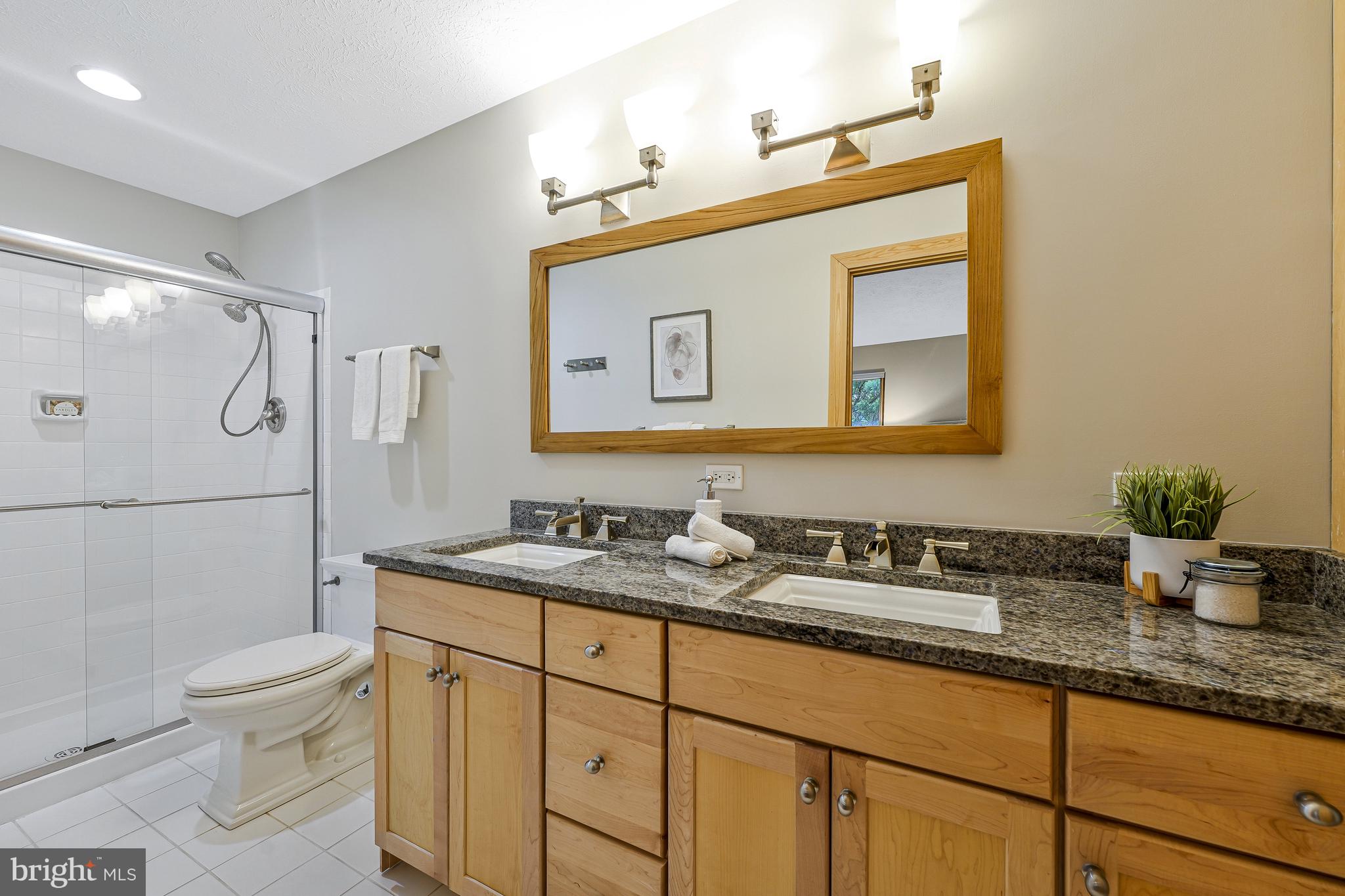 10226 Cedar Pond Dr