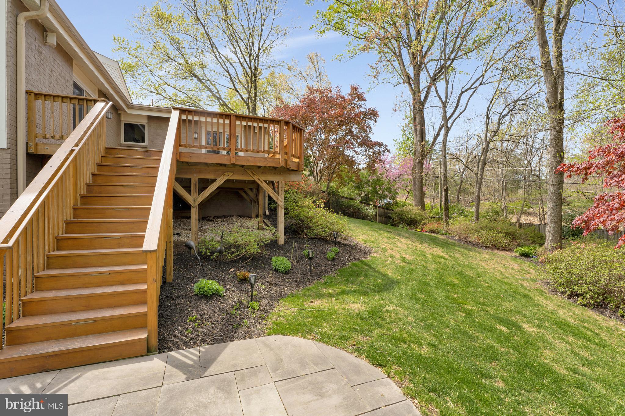 10226 Cedar Pond Dr