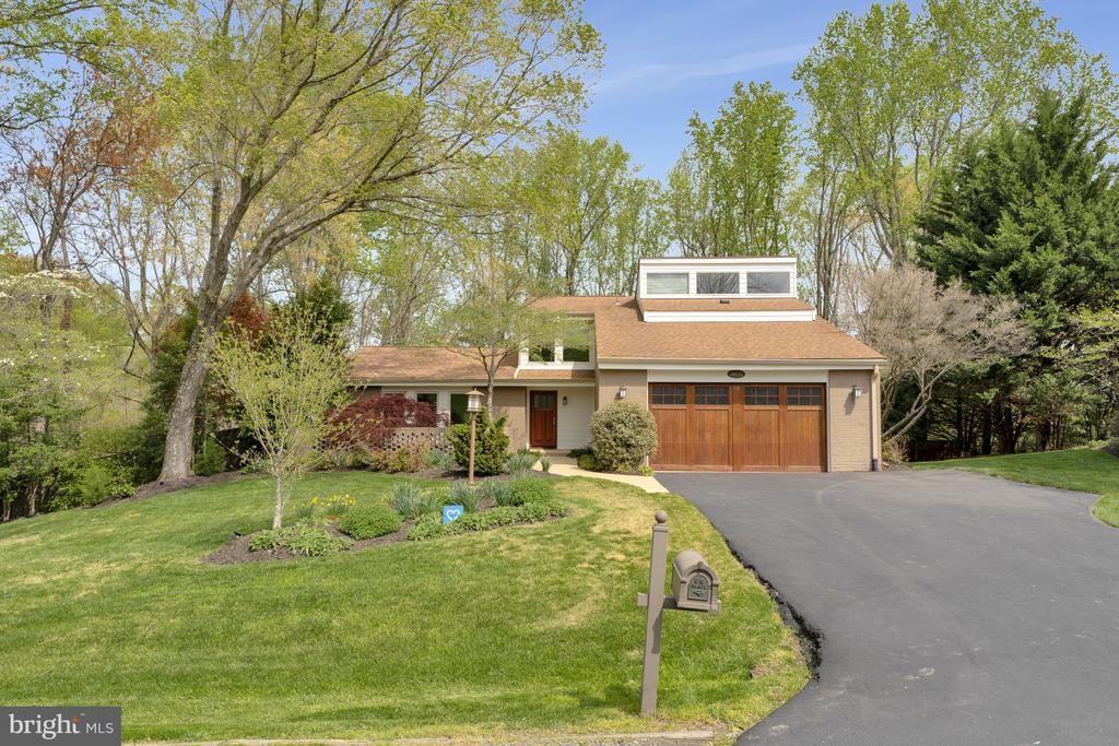 10226 Cedar Pond Dr