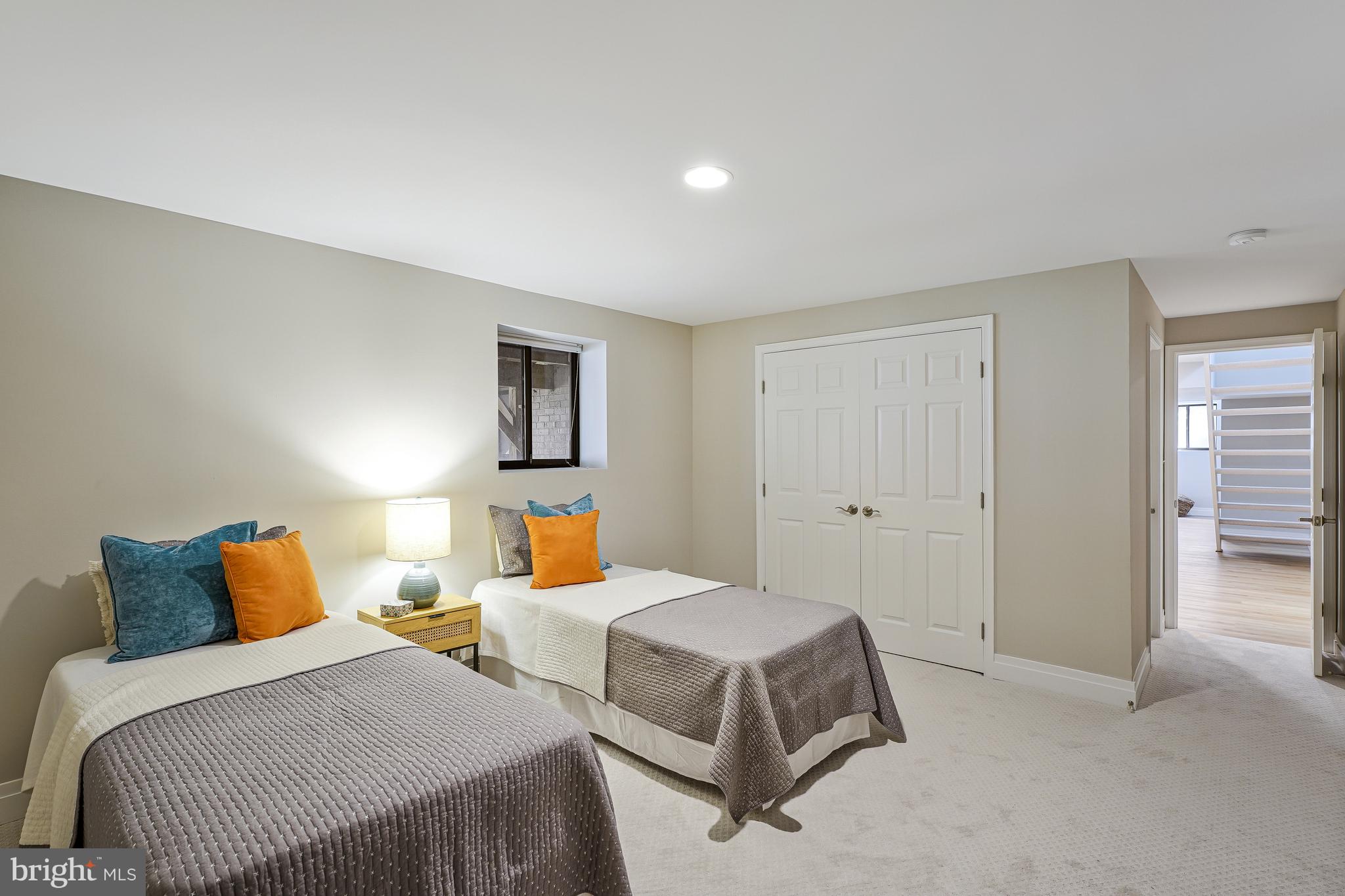 10226 Cedar Pond Dr