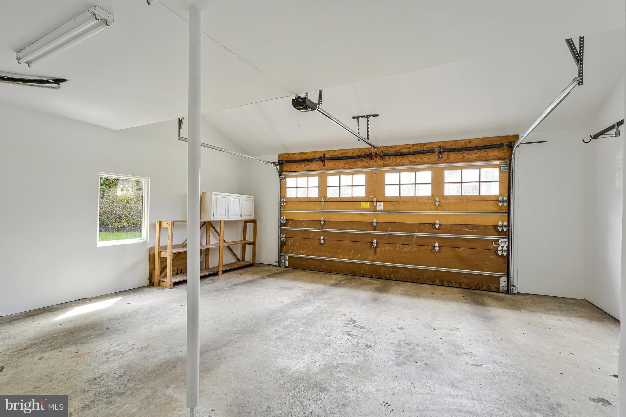 10226 Cedar Pond Dr