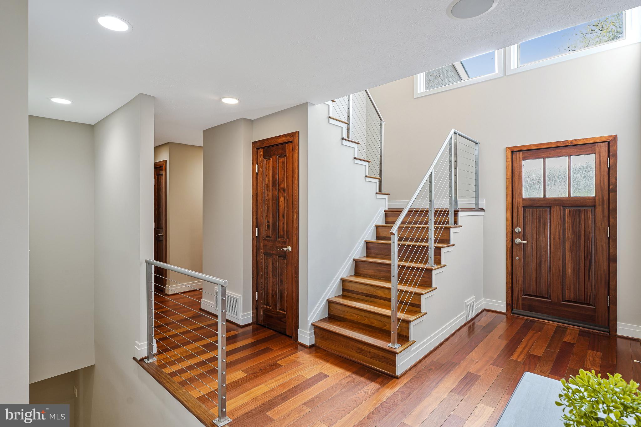 10226 Cedar Pond Dr