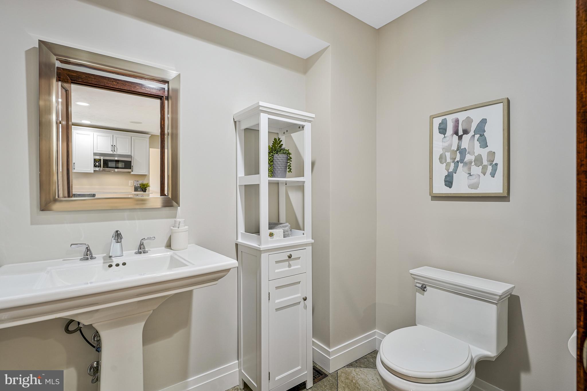 10226 Cedar Pond Dr