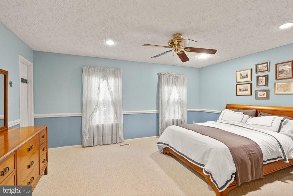 3428 Austin Ct