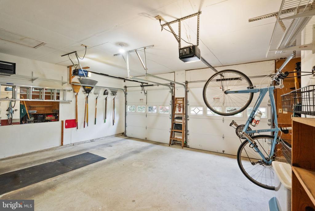 3428 Austin Ct