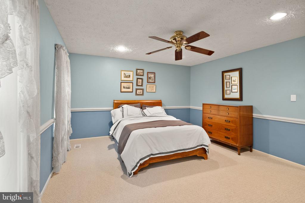 3428 Austin Ct