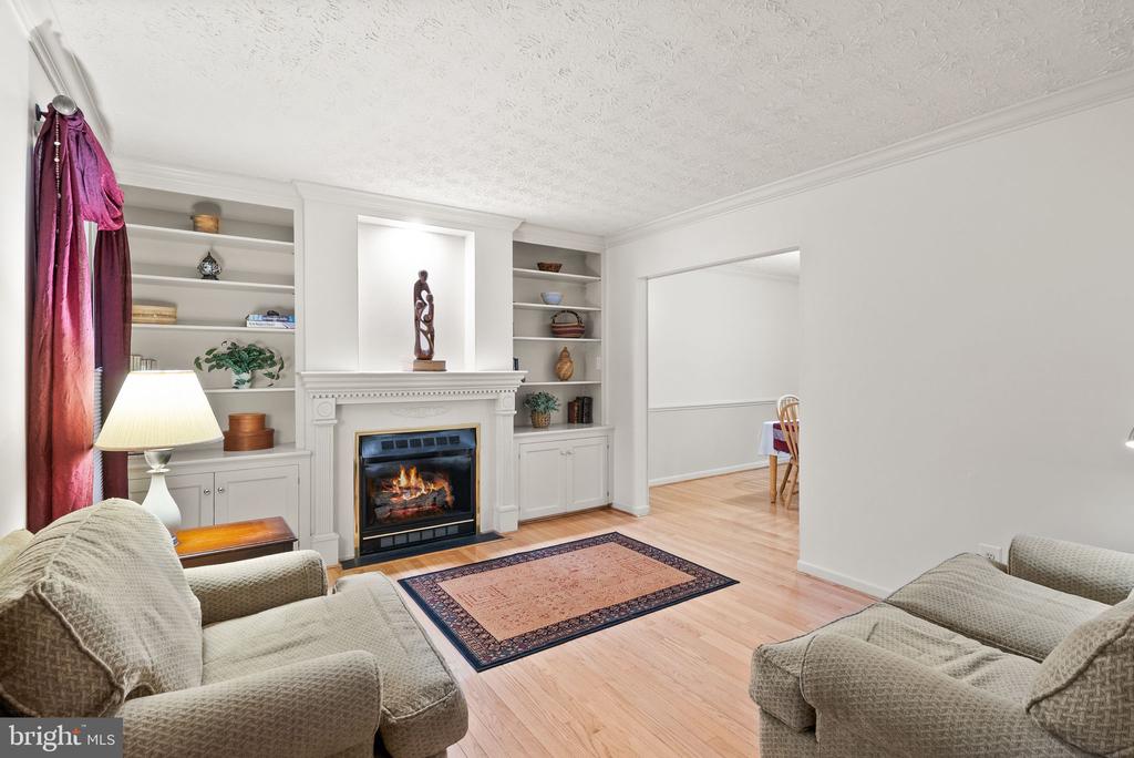 3428 Austin Ct