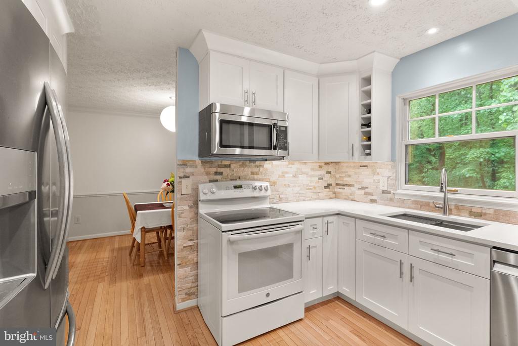 3428 Austin Ct