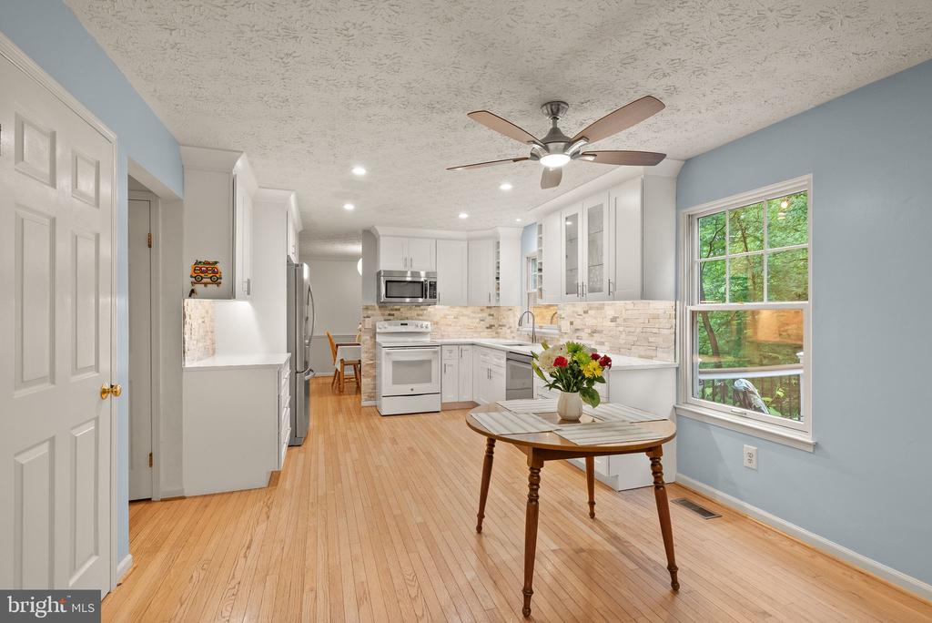 3428 Austin Ct